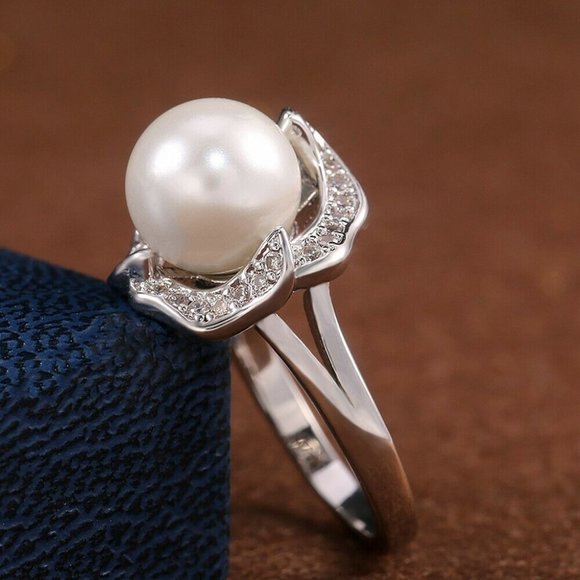 Magnificent 14k Gold Over Silver Cultured Pearl Diamond Ring - Picture 3 of 5